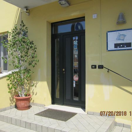 Adelphi Room & Breakfast Ферара Екстериор снимка
