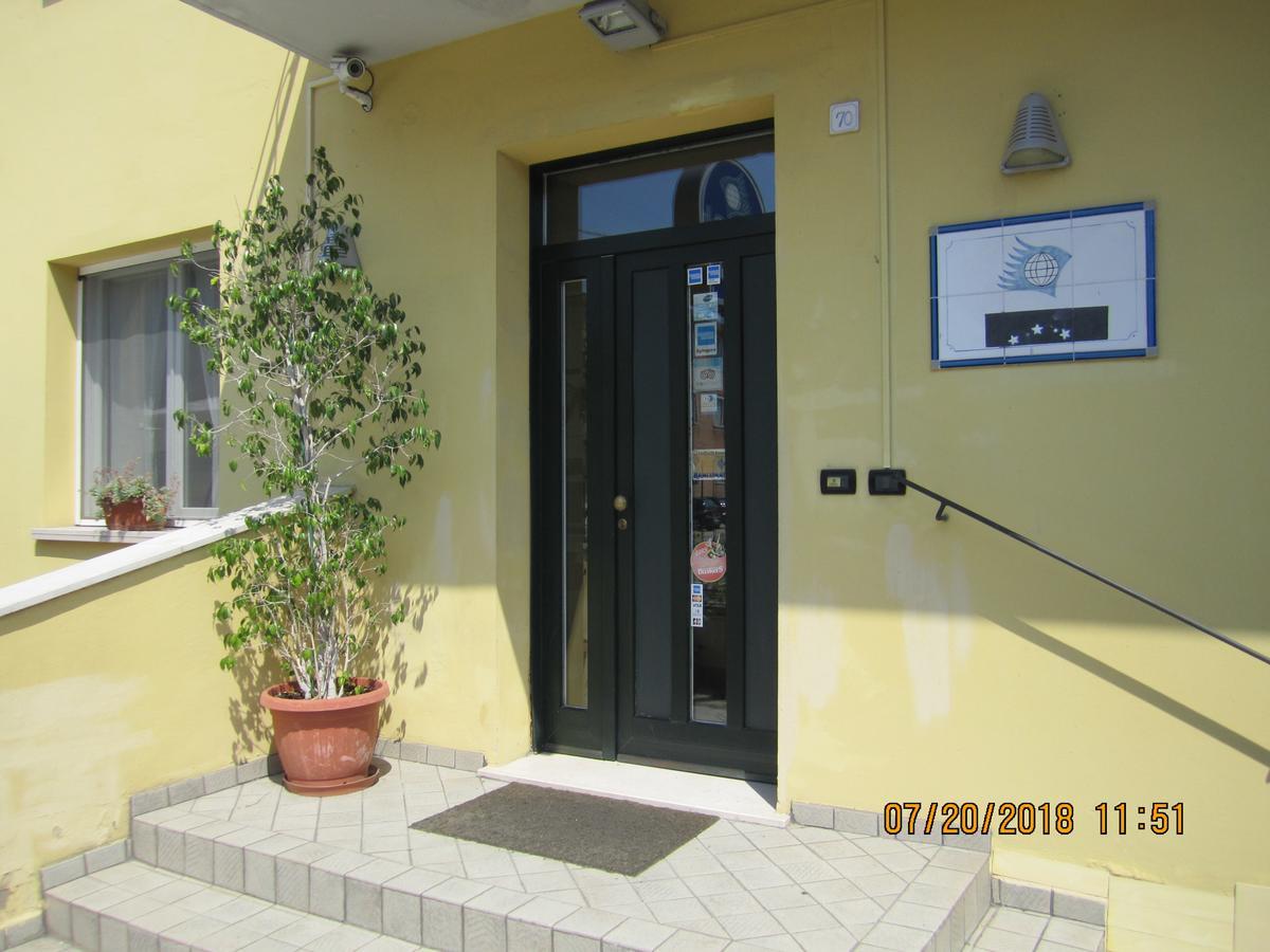 Adelphi Room & Breakfast Ферара Екстериор снимка